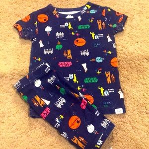 Gap Star Wars pjs size 3t